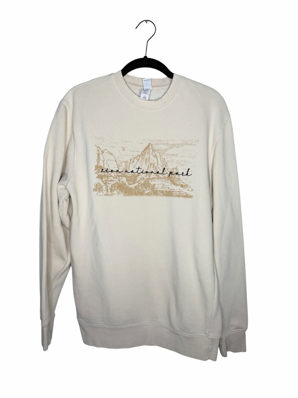 LANE SEVEN / cream tan Zion National Park embroidered crewneck sweatshirt / S